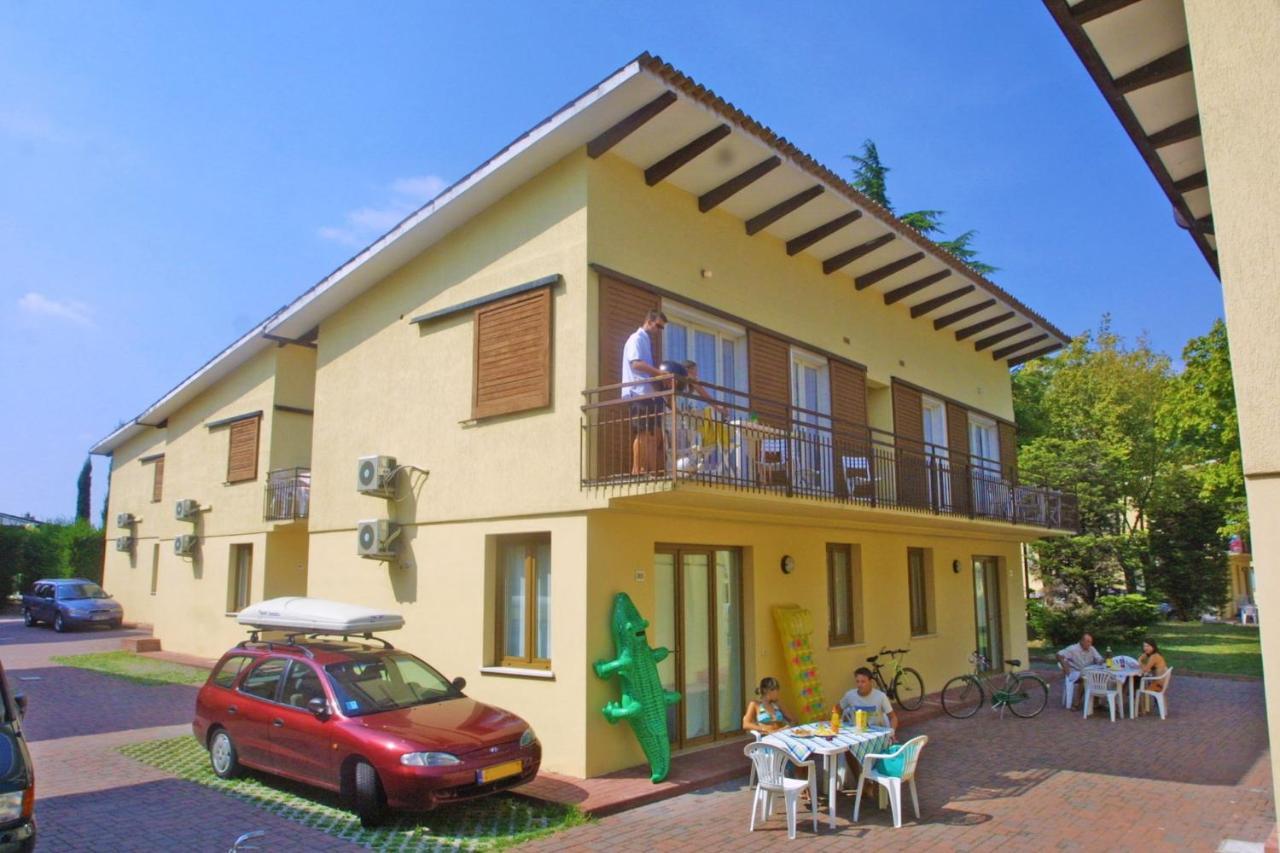 Apartments In Peschiera Del Garda 22099 Exterior photo